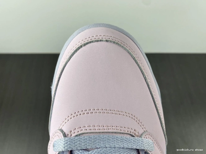 5 DV0562-600 Easter Jordan Air 0815